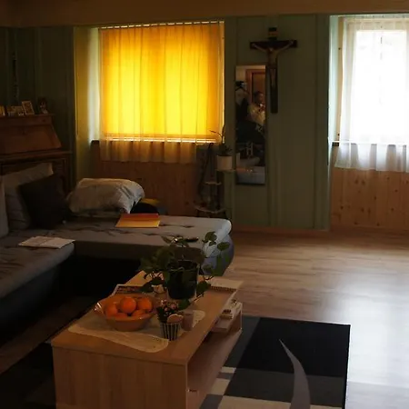 Fur 4 Bis 9 Gaste In Den Bergen Apartment *