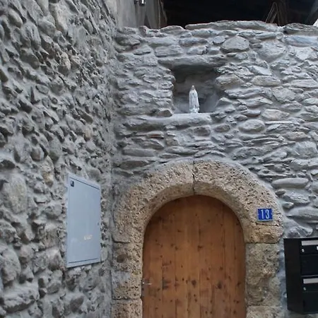 Apartment Fur 4 Bis 9 Gaste In Den Bergen Naters